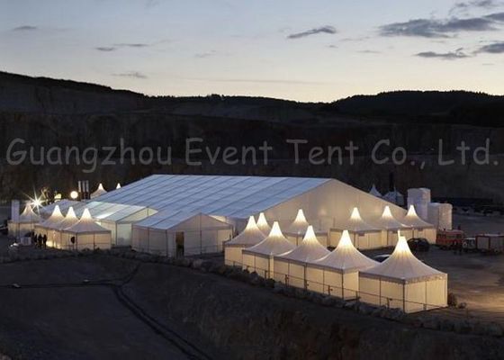 Chine L'auvent résistant imperméable de luxe de belvédère, tout classe les tentes extérieures pour des événements fournisseur