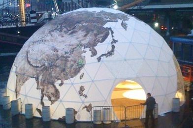 Chine Tente imperméable de dôme géodésique de demi sphère pour le diamètre campant de 35m fournisseur