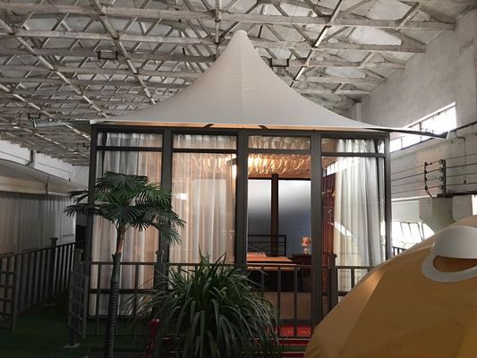 Chine Luxe extérieur de tentes de camping de chapiteau de station de vacances d'hôtel préfabriqué en verre de Chambre 5m * 5m fournisseur