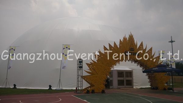 tente de dôme de cadre en acier de 35m grande de toit galvanisé à chaud de PVC pour la capacité de personnes de la partie 1000 d'événement