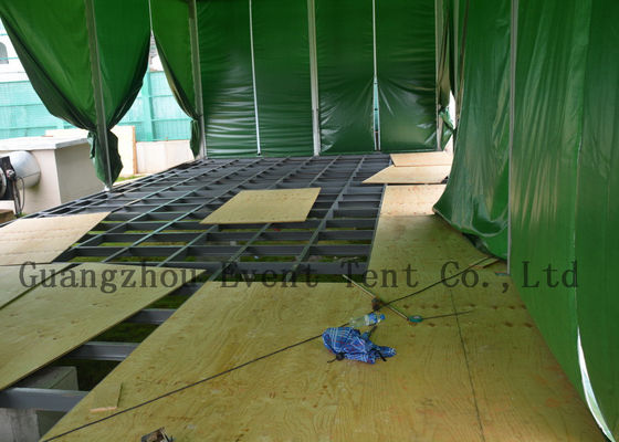 Chine Fort une tente de cadre avec PVC transparent Windows pour la barre de boîte de nuit fournisseur