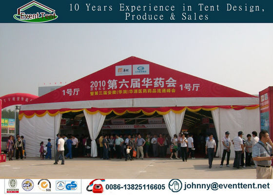 Chine Grandes tentes extérieures en aluminium blanches 10x30m et rouges imperméables adaptées aux besoins du client d'événement fournisseur